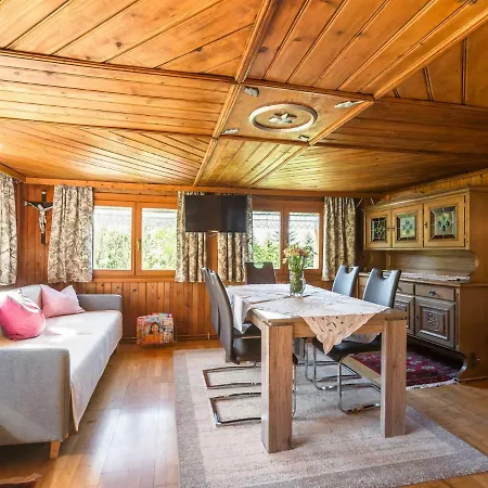 Comfortable In Near Ski Area アパート Langenegg